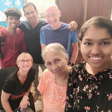 Bethesda Inn Kochi Eksteriør billede