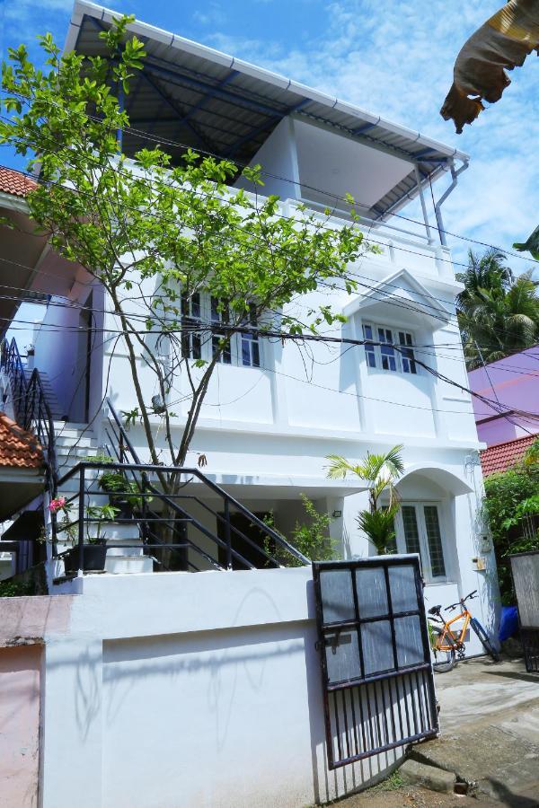 Bethesda Inn Kochi Eksteriør billede