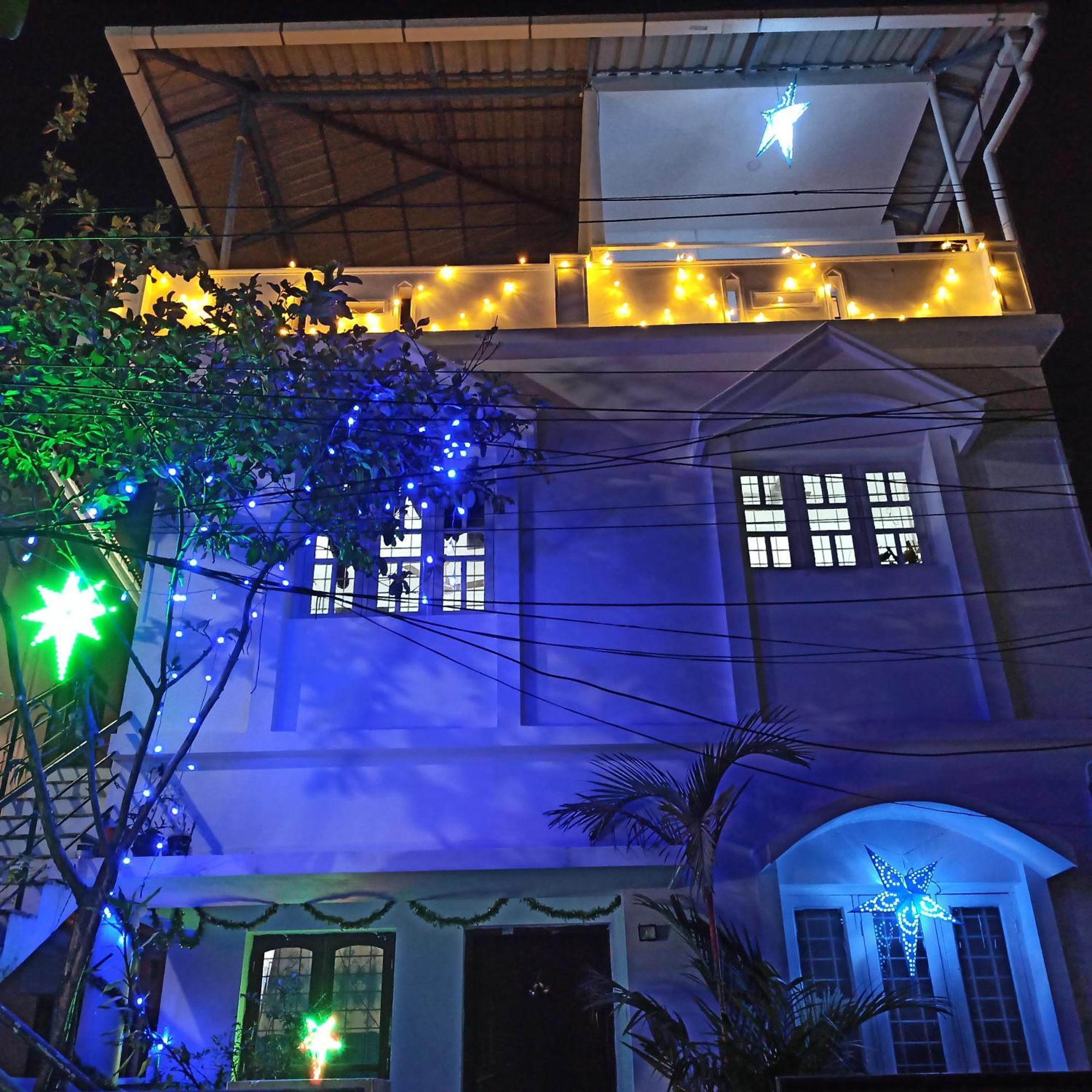 Bethesda Inn Kochi Eksteriør billede