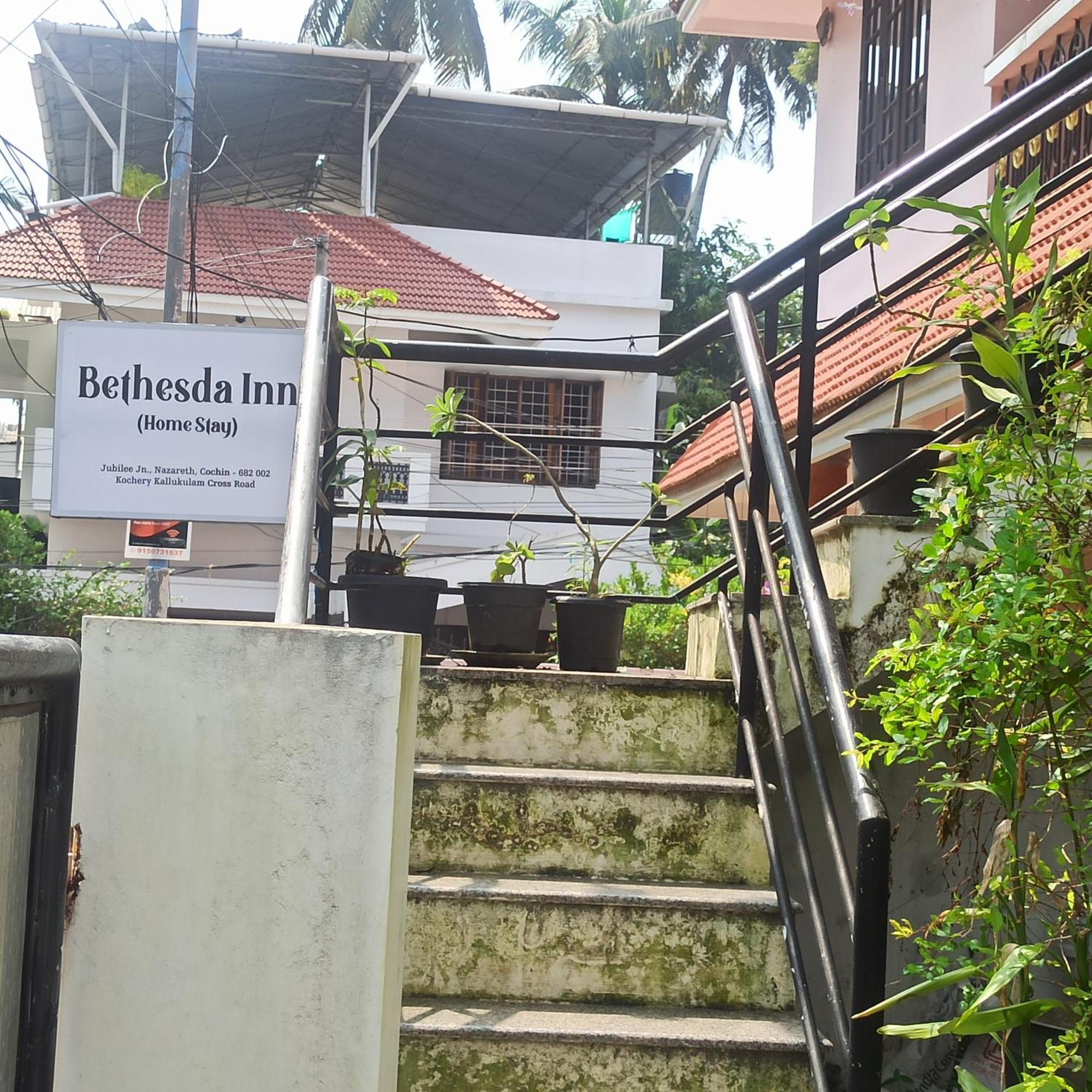 Bethesda Inn Kochi Eksteriør billede