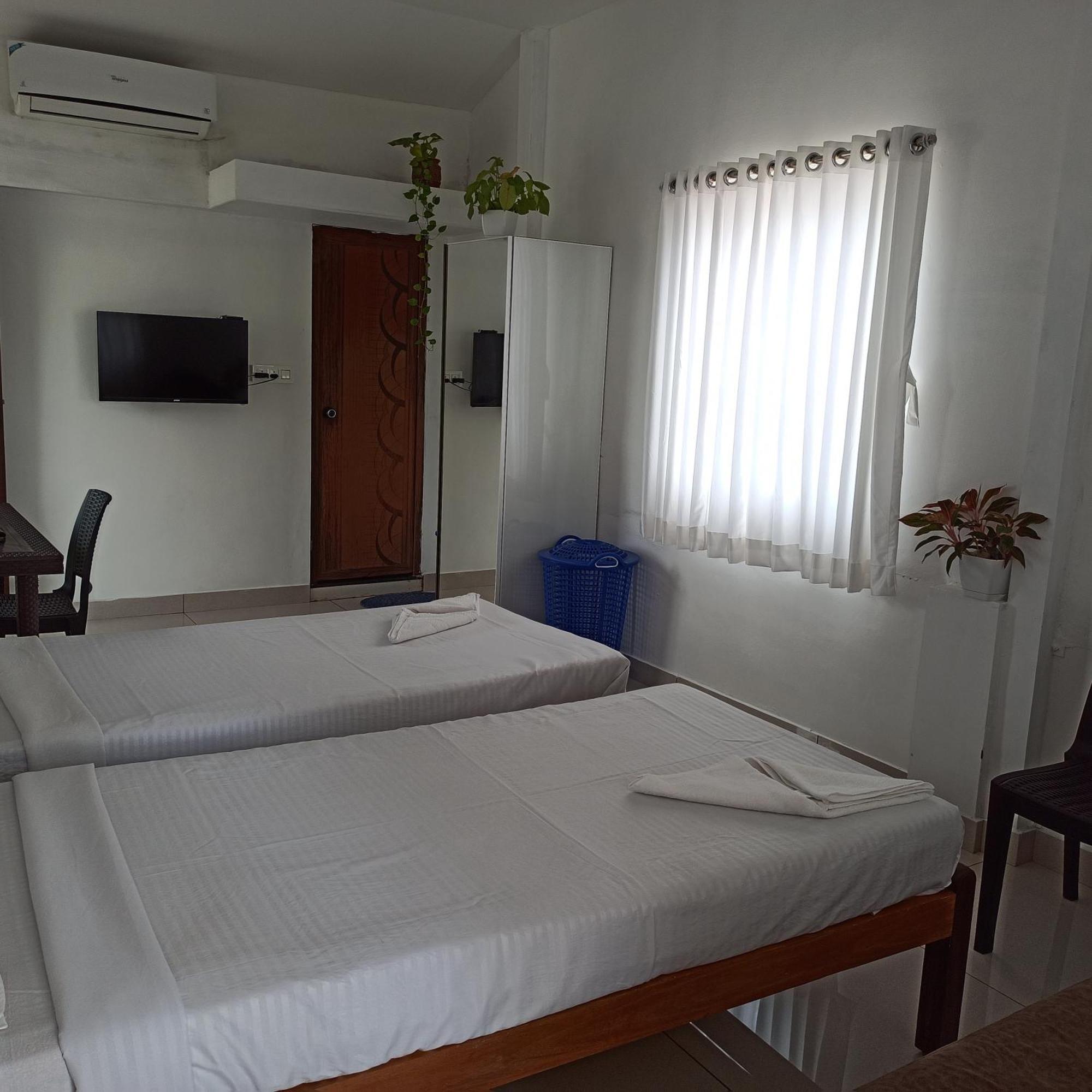 Bethesda Inn Kochi Eksteriør billede
