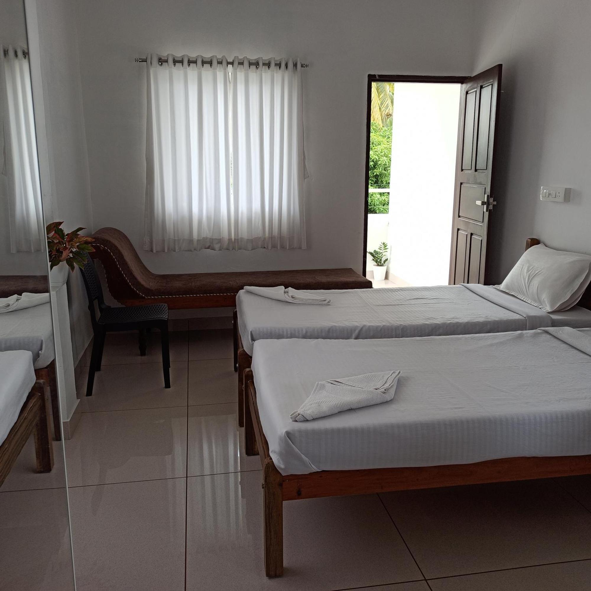 Bethesda Inn Kochi Eksteriør billede