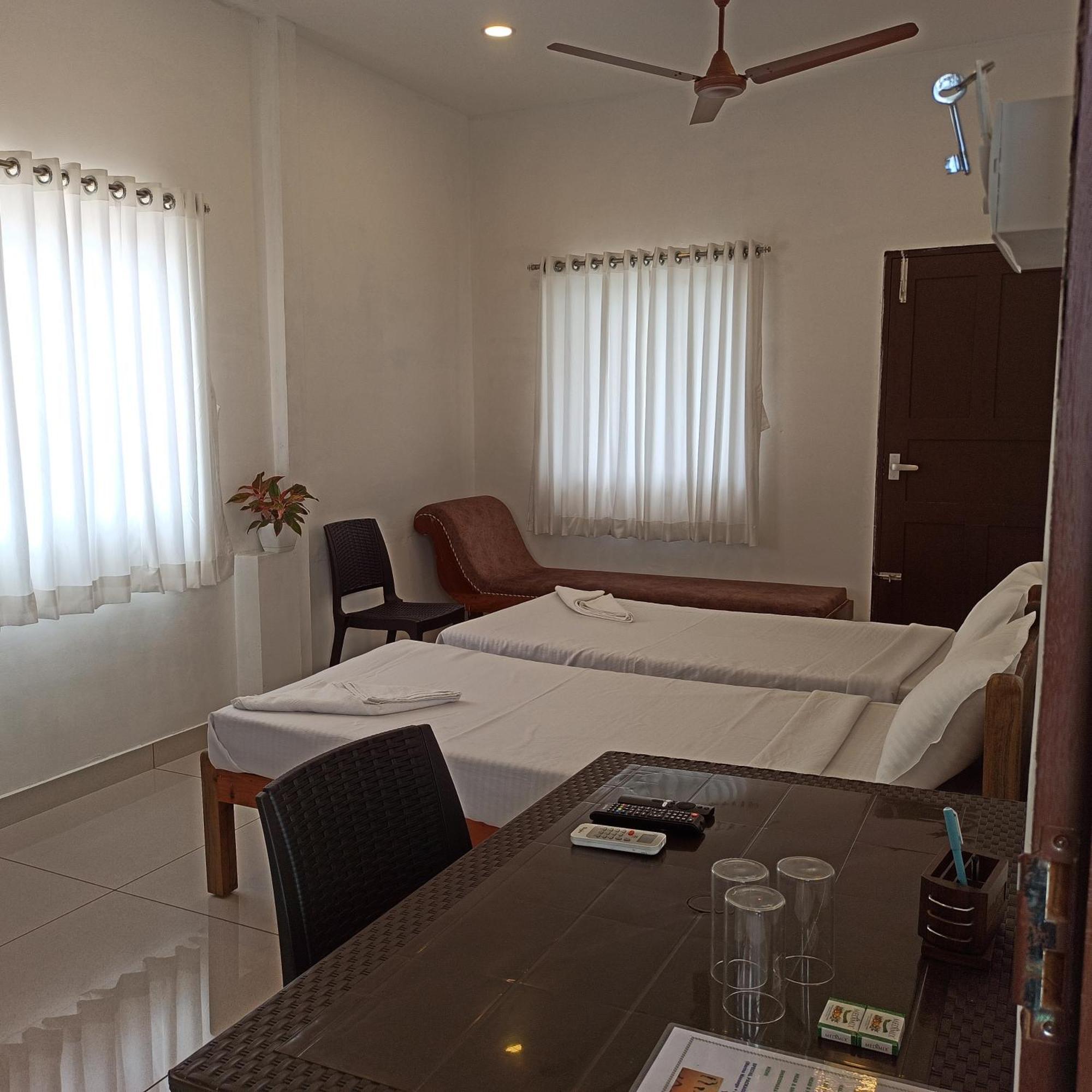Bethesda Inn Kochi Eksteriør billede
