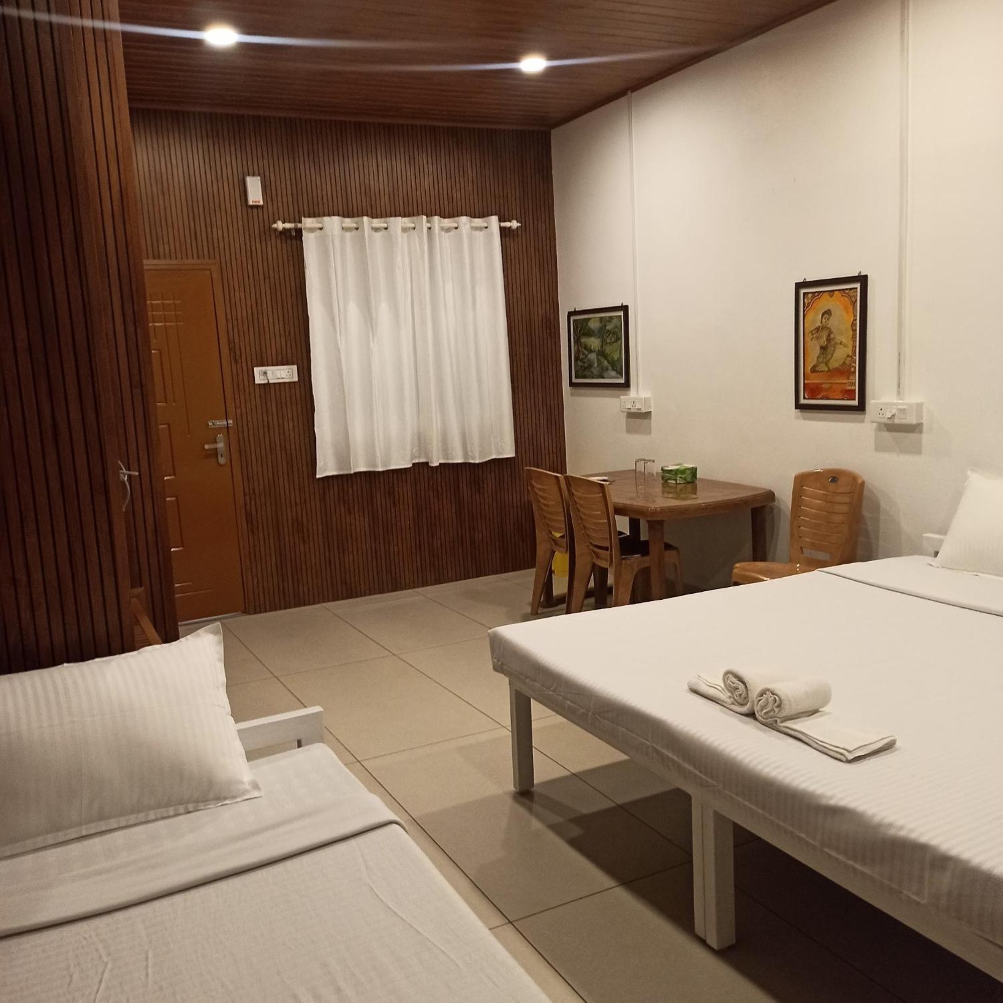 Bethesda Inn Kochi Værelse billede